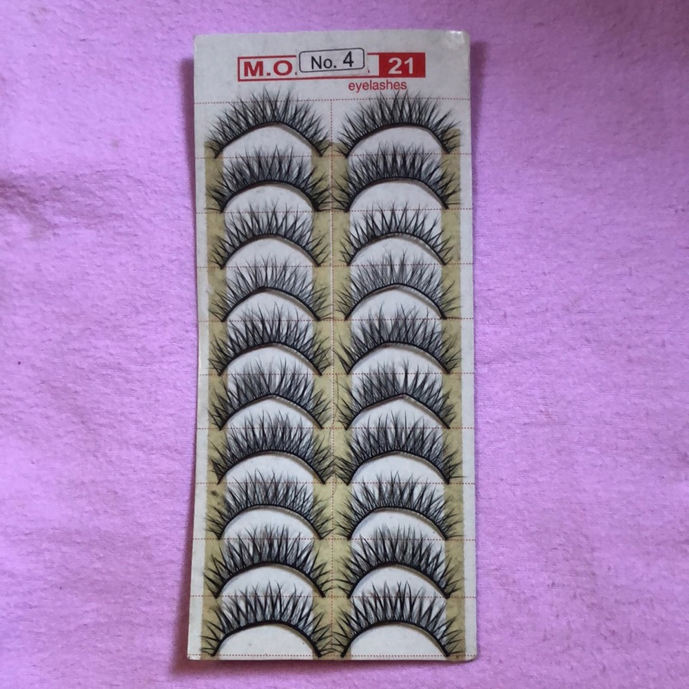 M.O.D.E.L 21 fashion eyelashes Style #4 OS